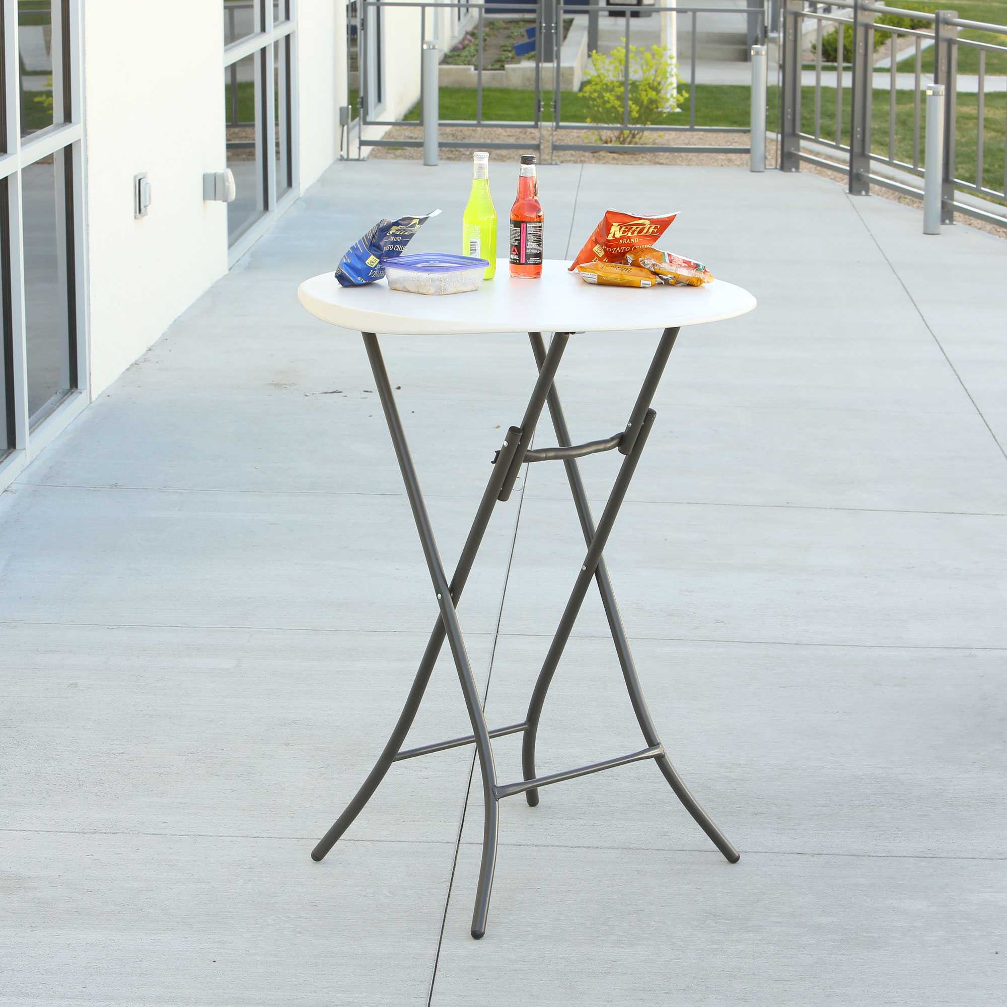  Table  pliante  Mange Debout Dia 84cm 2 4 personnes 